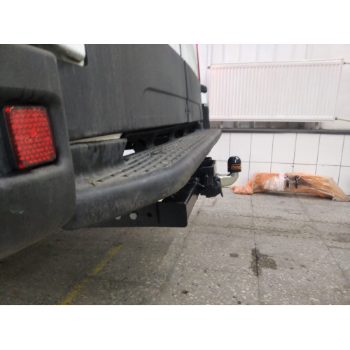 Фаркоп ARAGON на IVECO Daily 1999–2014  Арт. E2700AC (Chassis cab)